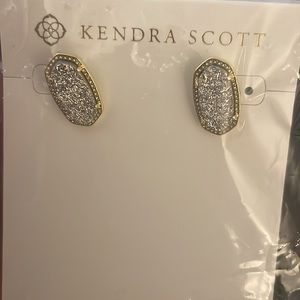 NWT Kendra Scott Ellie Earrings